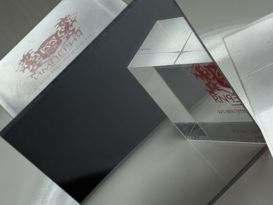 Зеркальный монолитный поликарбонат IRROX-REFLECTION GP, серебро, 3*1500*1000мм